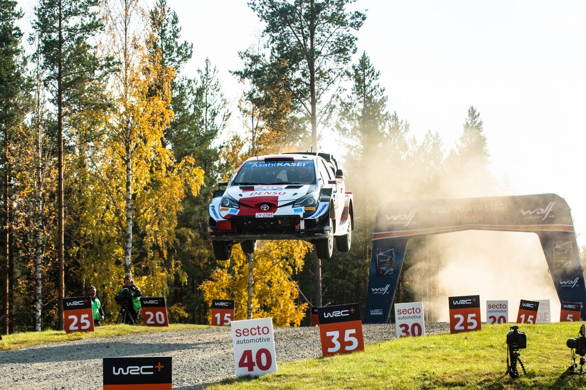 Toyota's Ogier & Evans WRC title fight moves on to Rally de España